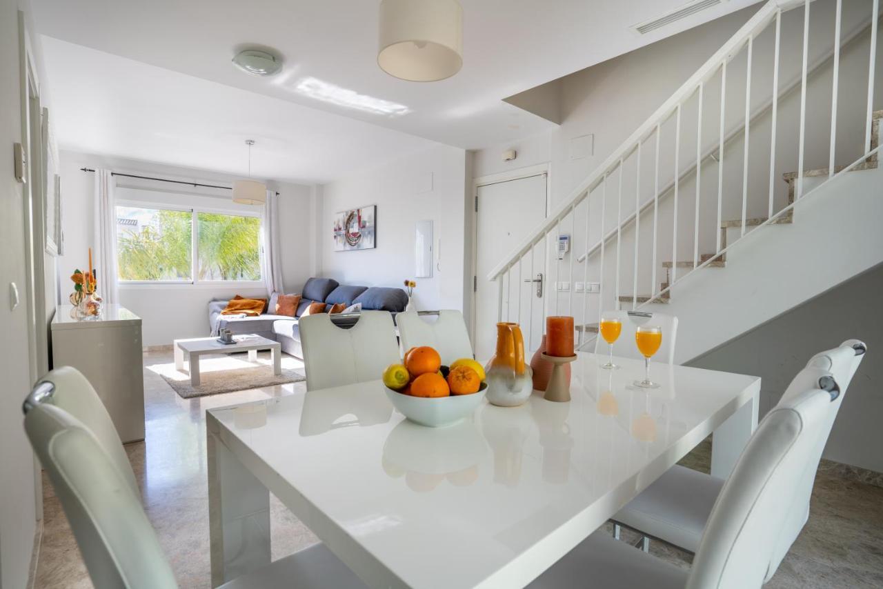 2Bdr Penthouse, Los Naranjos, W/Pool, 2Km P.Banus マルベーリャ エクステリア 写真